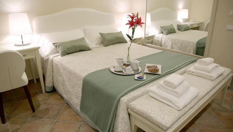 Hotel Renaissance - Genel