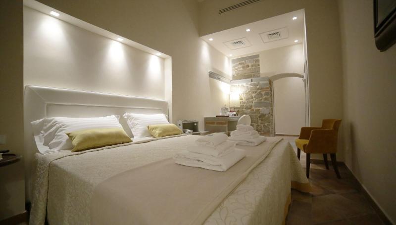 Hotel Renaissance - Oda