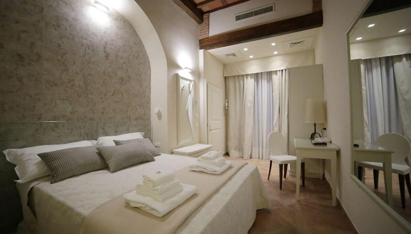 Hotel Renaissance - Oda