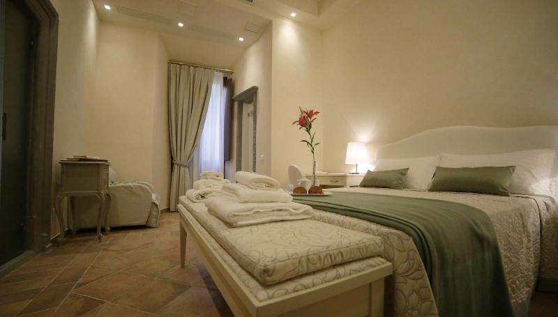 Hotel Renaissance - Oda