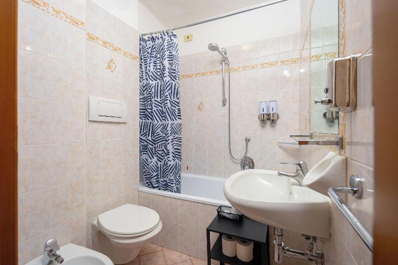 Lilium Hotel - Oda