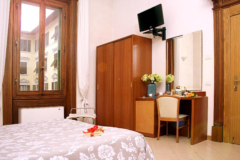 Hotel Bonifacio - Oda