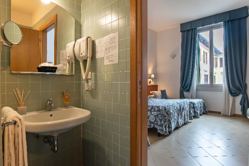 Hotel Bonifacio - Oda