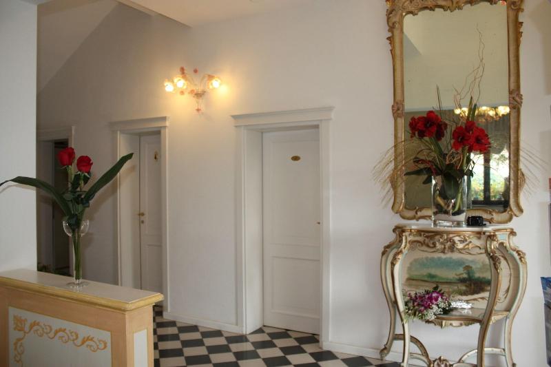 Villa Elda Boutique Hotel - Lobi