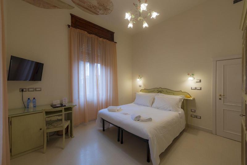 Villa Elda Boutique Hotel - Oda