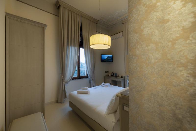 Villa Elda Boutique Hotel - Oda