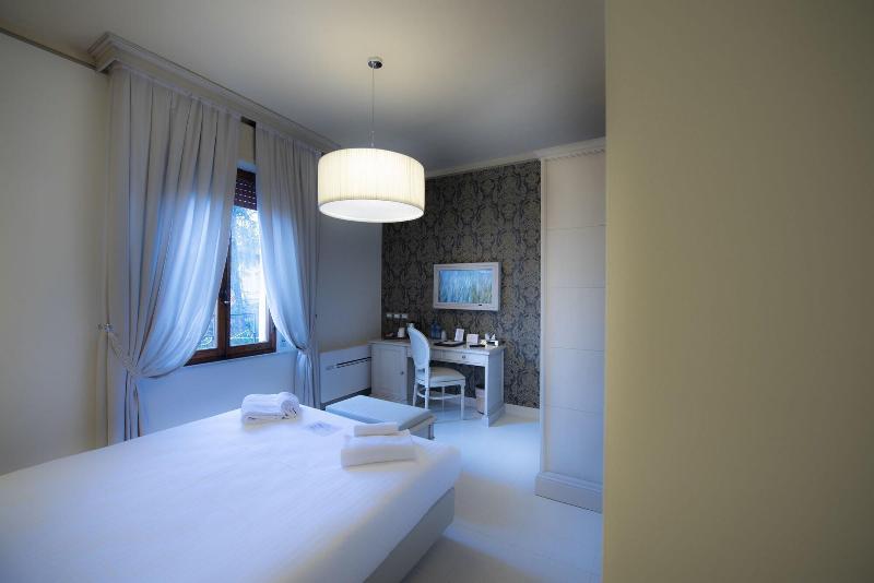 Villa Elda Boutique Hotel - Oda