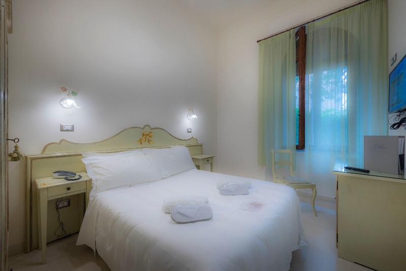 Villa Elda Boutique Hotel - Oda