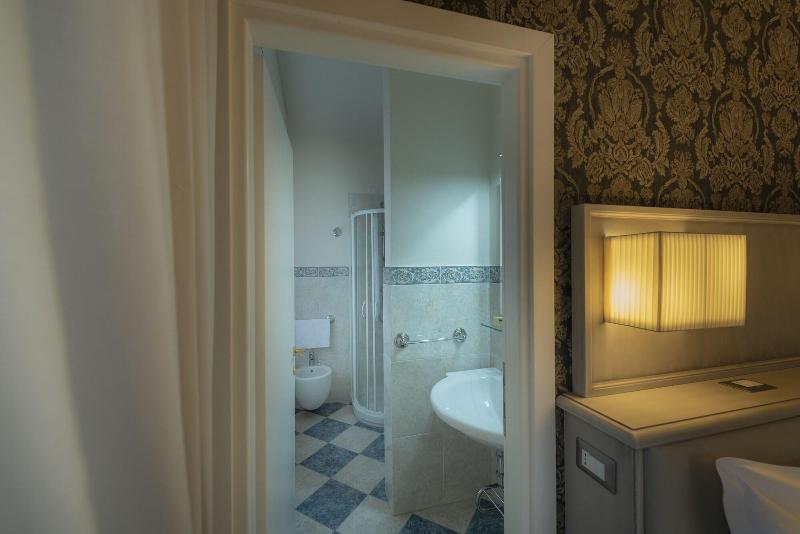 Villa Elda Boutique Hotel - Oda