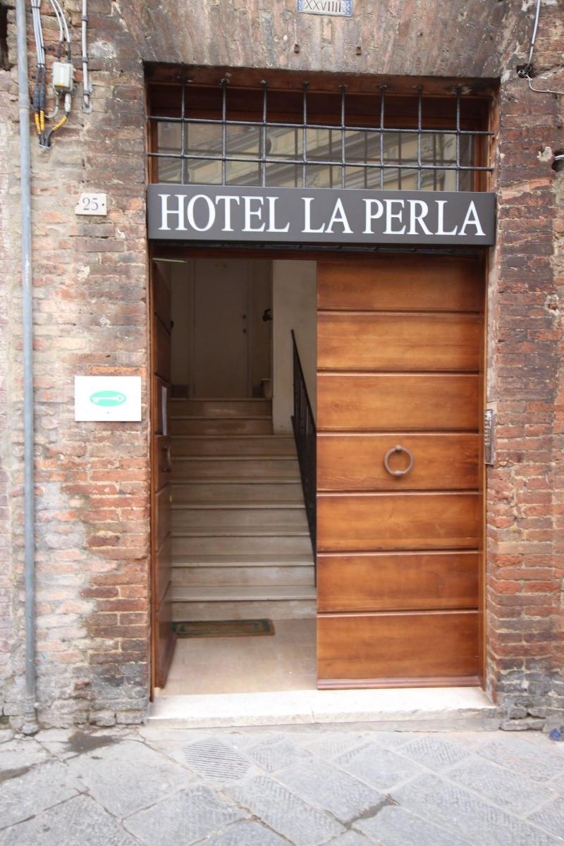 La Perla - Genel