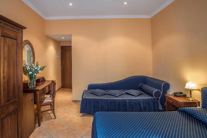 Hotel Caracciolo - Oda