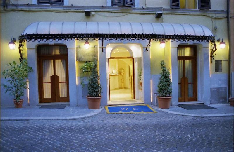 Hotel Canova - Genel