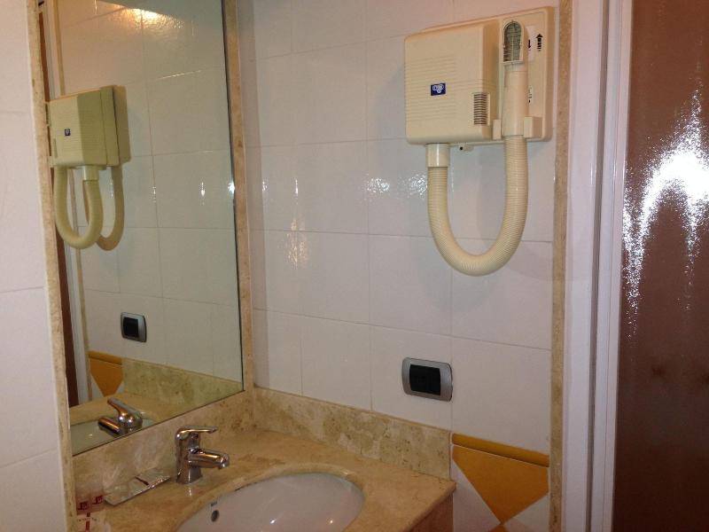Hotel Fenicia - Oda