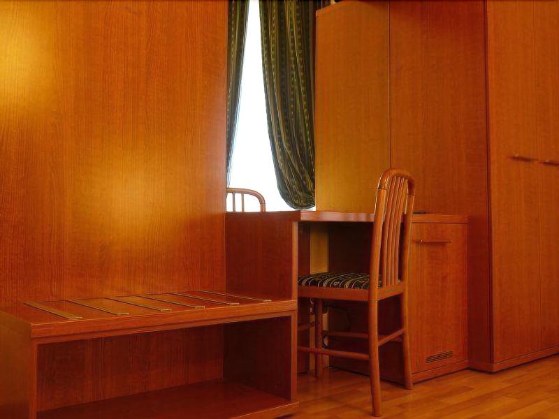 Hotel Fenicia - Oda
