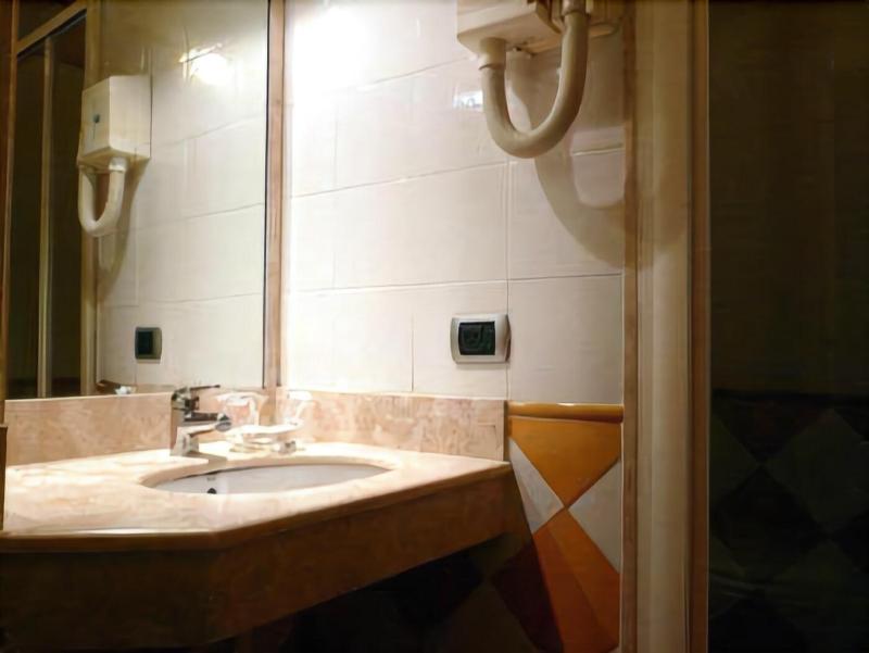 Hotel Fenicia - Oda