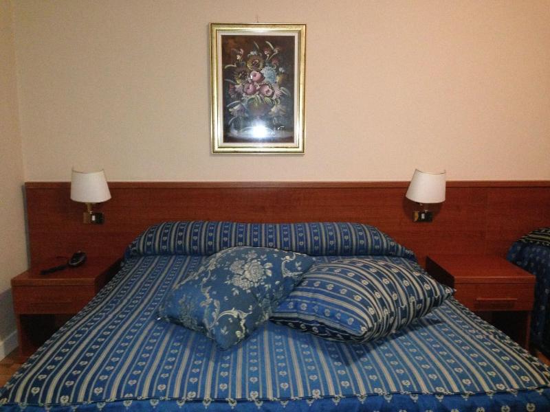 Hotel Fenicia - Oda