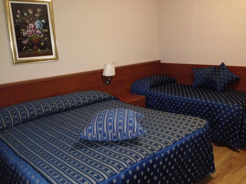 Hotel Fenicia - Oda