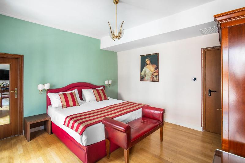 Hotel Piazza Di Spagna - Oda