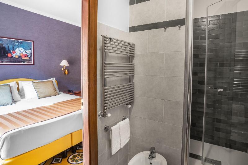 Hotel Piazza Di Spagna - Oda