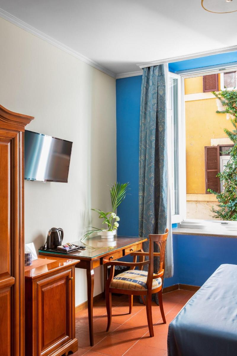 Hotel Piazza Di Spagna - Oda