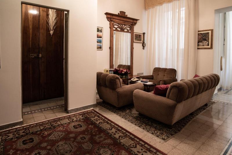 Hotel Aer Bj Vittoria - Lobi