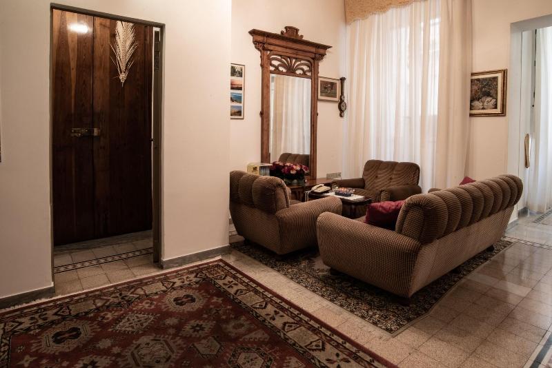 Hotel Aer Bj Vittoria - Lobi