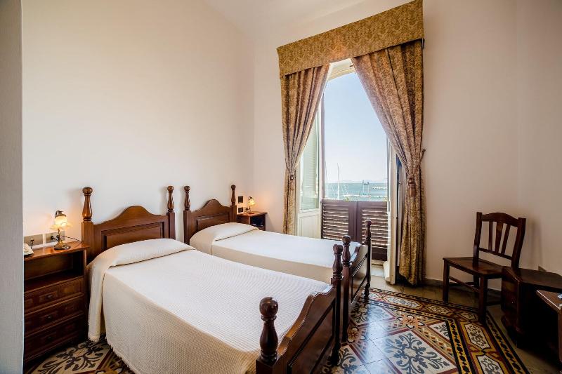Hotel Aer Bj Vittoria - Oda