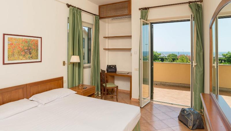 Hotel Baia Del Sole - Oda
