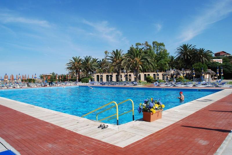 Hotel Baia Del Sole - Havuz