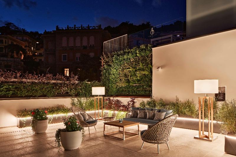 de Bonart Naples-Curio Collection by Hilton - Genel