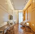 de Bonart Naples-Curio Collection by Hilton oda fotoğrafı