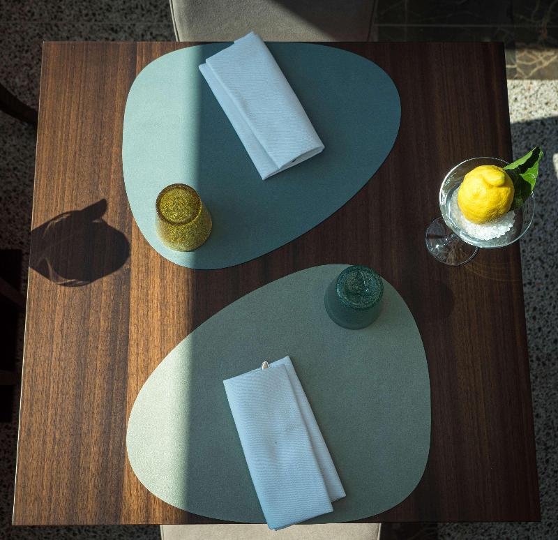 de Bonart Naples-Curio Collection by Hilton - Restoran