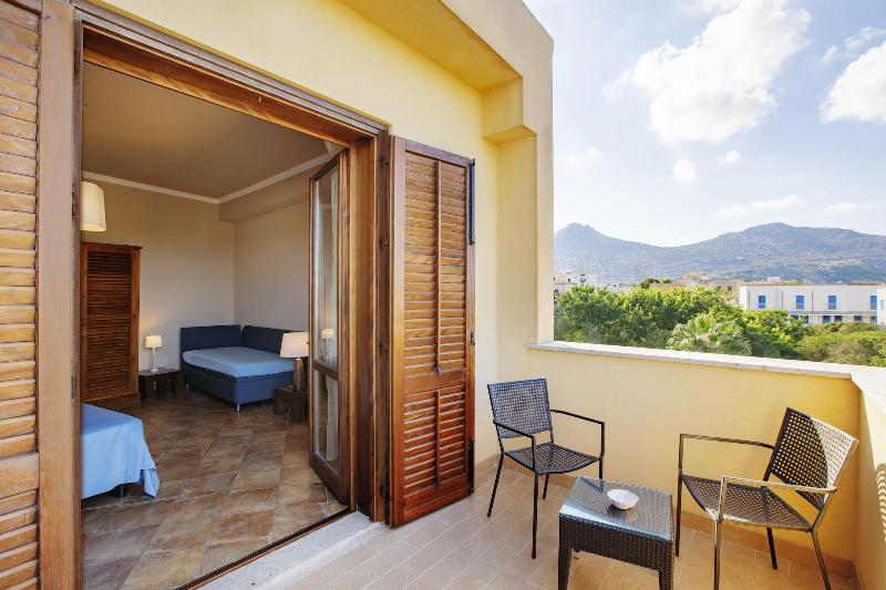 Favignana Hotel Concept Holiday - Oda