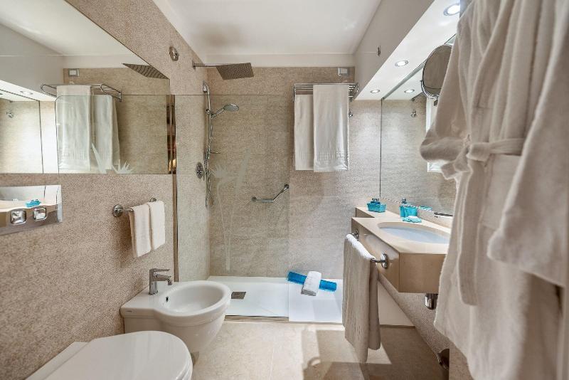 Acacia Palace - Only Adults 12+ - Oda