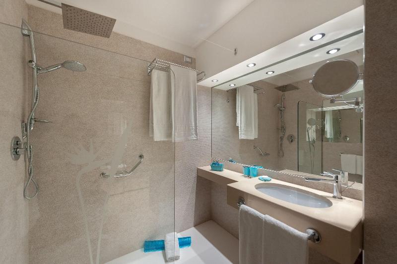 Acacia Palace - Only Adults 12+ - Oda
