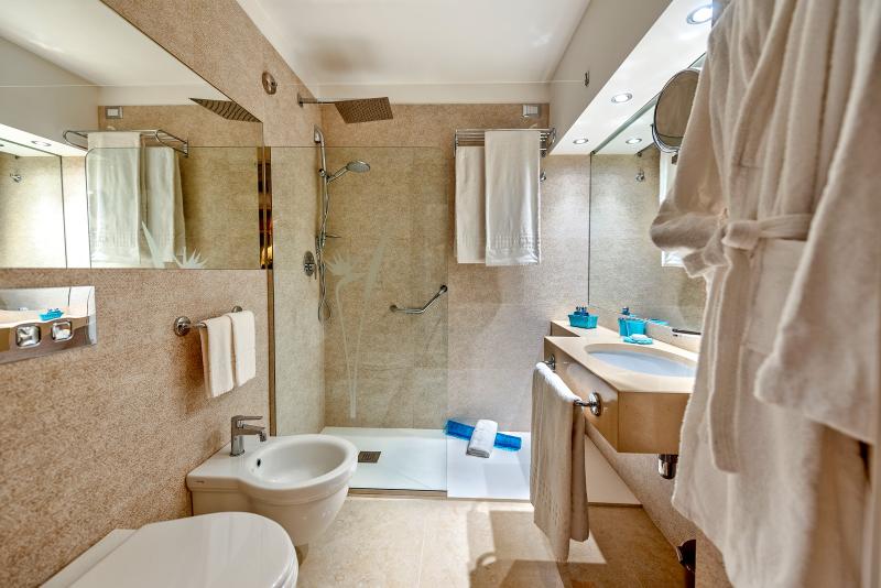 Acacia Palace - Only Adults 12+ - Oda
