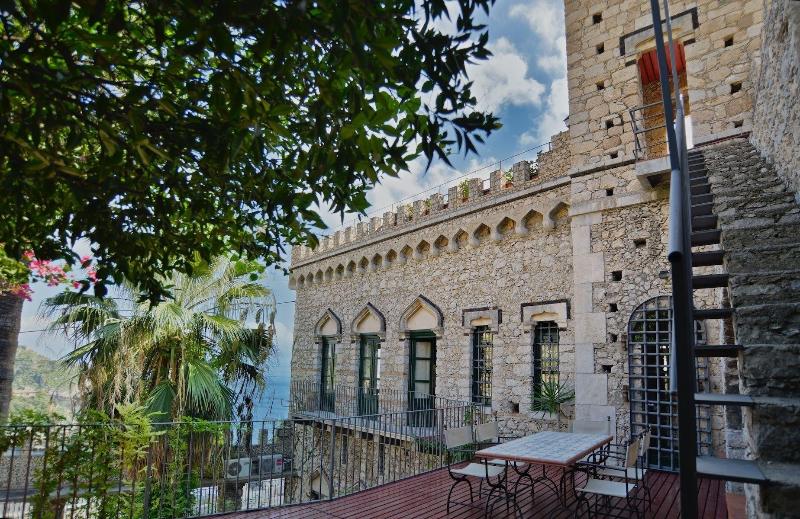 Villa Carlotta - Genel
