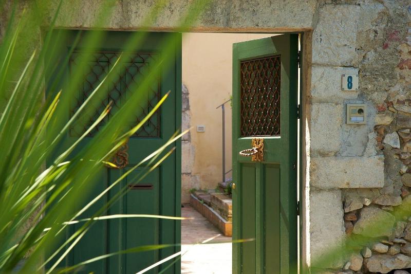 Villa Carlotta - Genel