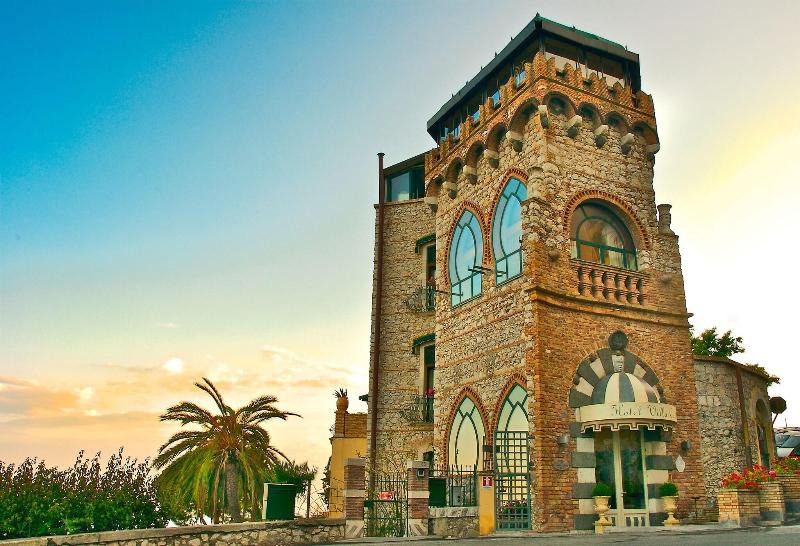 Villa Carlotta - Genel
