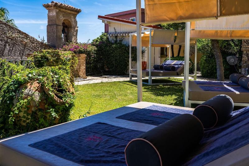 Villa Carlotta - Genel