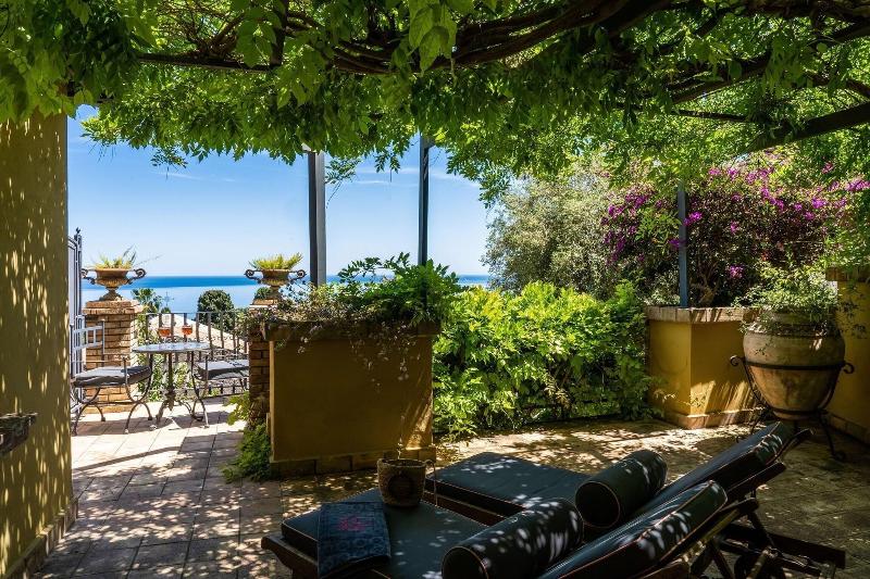 Villa Carlotta - Oda