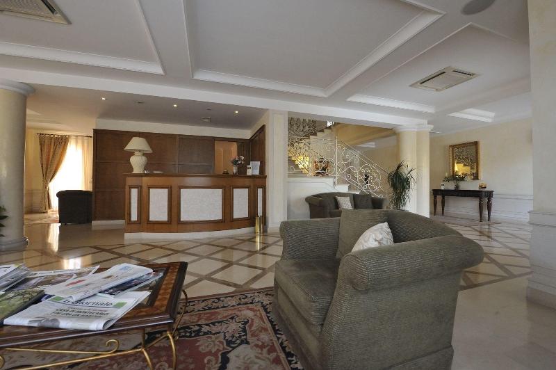 Hotel Ristorante La Lampara - Lobi