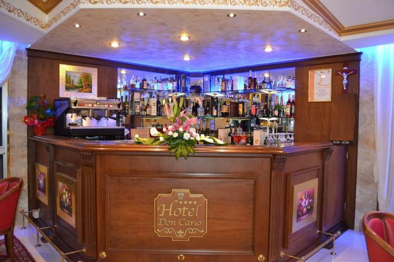 Hotel Don Carlo 4S - Bar
