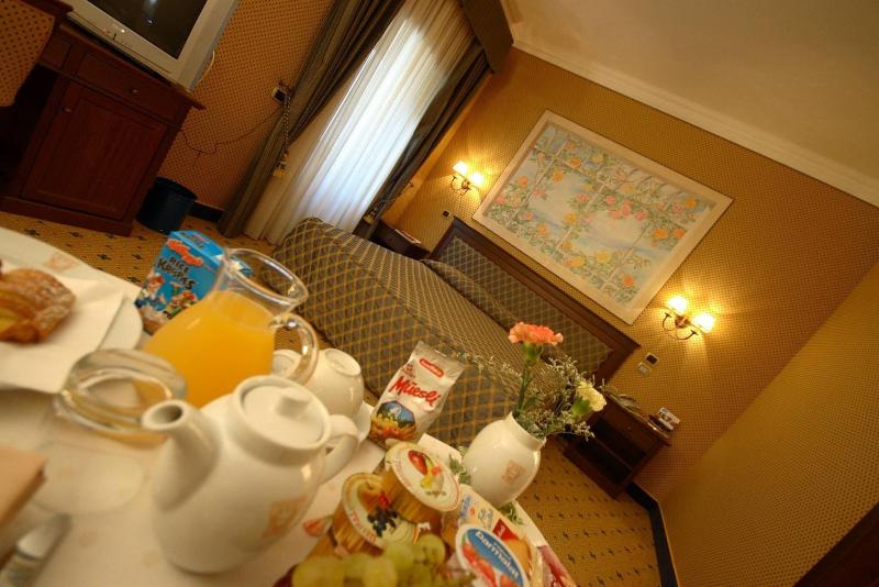 Hotel Don Carlo 4S - Oda