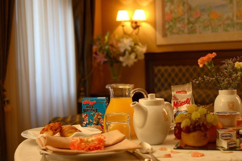 Hotel Don Carlo 4S - Oda