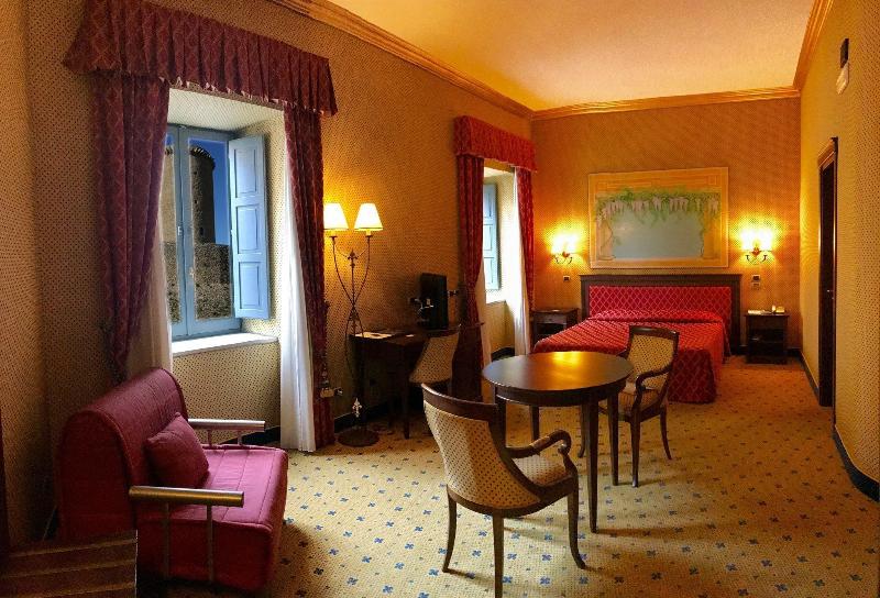 Hotel Don Carlo 4S - Oda