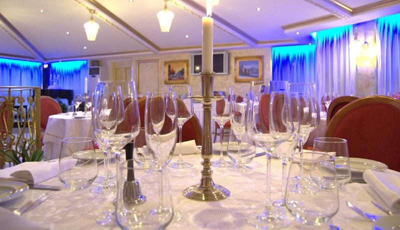 Hotel Don Carlo 4S - Restoran