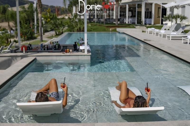 Doric Bed Boutique Hotel - Bar