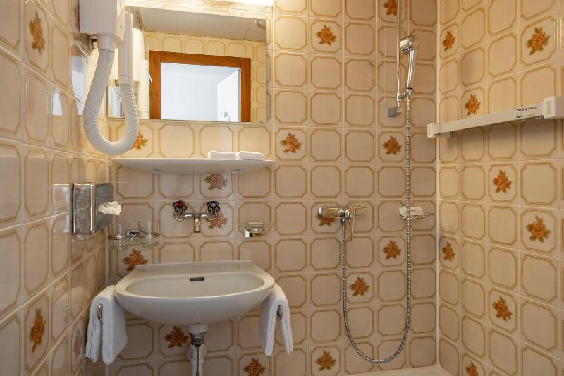 Hotel Alpenruhe - Vintage Design Hotel - Oda