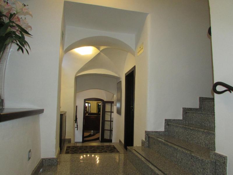 Hotel Grand - Lobi